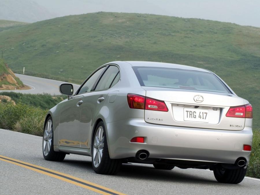  Lexus IS350 2005 года  (фото 61 из 82)